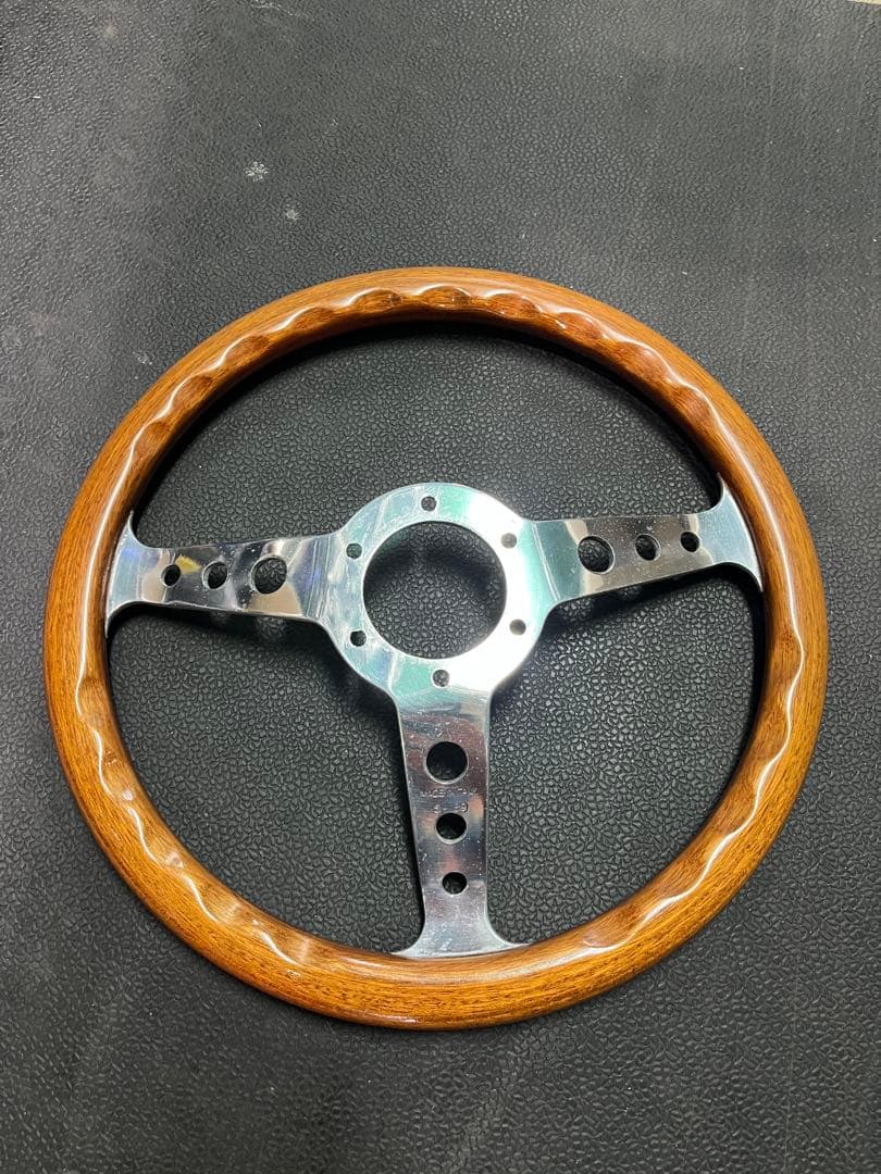 MOMO Super Indy ステアリングホイール