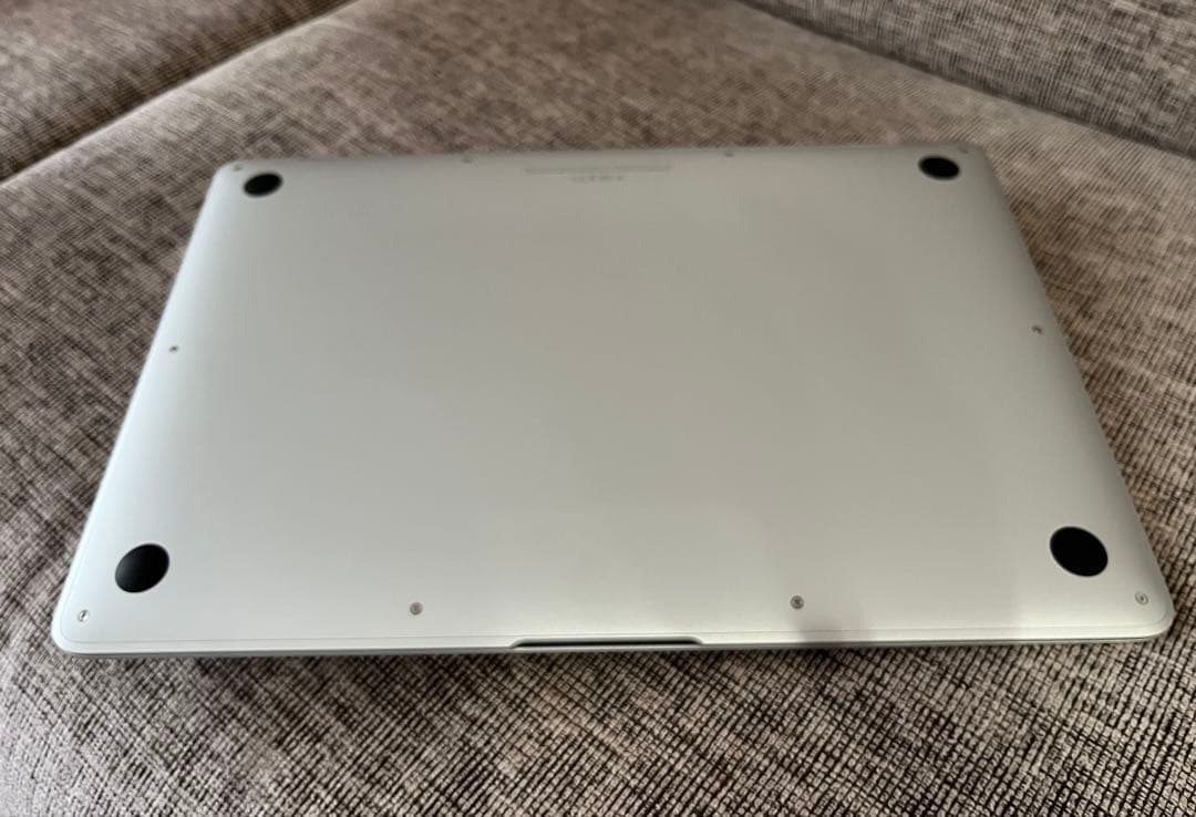Apple MacBook Air 13インチ M1 8GB/256GB