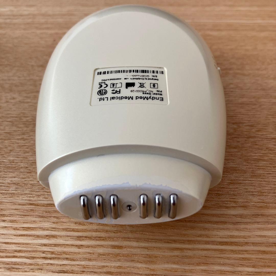 NEWAリフト　シャンパンゴールド