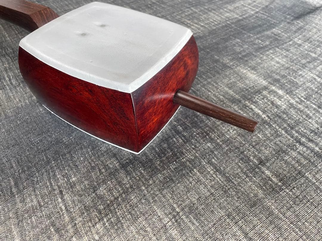 胡弓紫檀三折れ棹，胴花梨材，竹弓，付属品