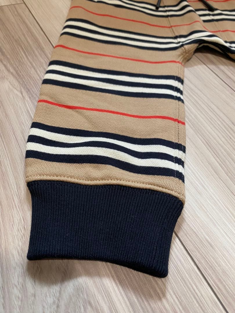 新品 Burberry バーバリー スウェットパンツ チェック柄 ベビー ２歳