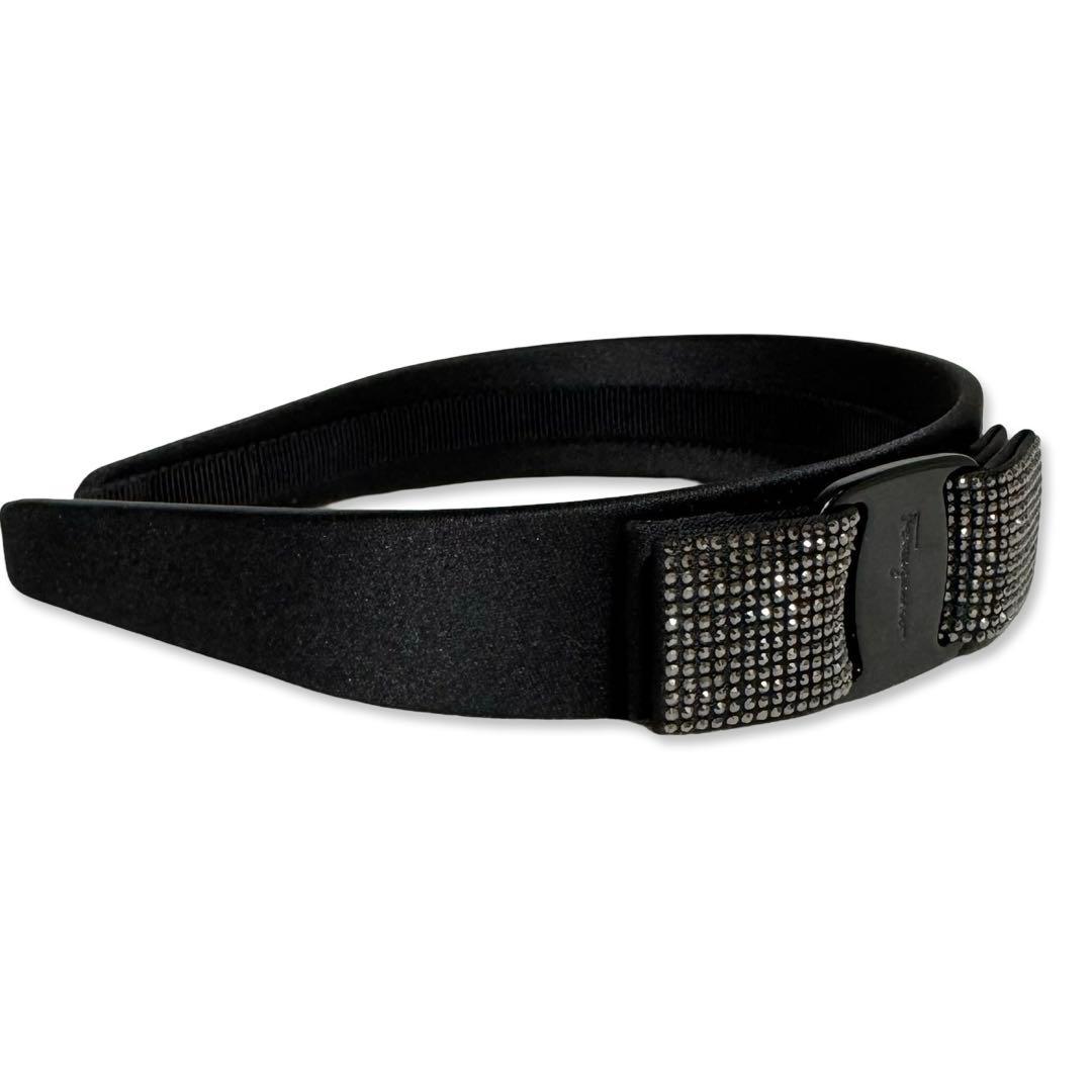 【美品】フェラガモ ヴァラリボン サテン ブラック スパンコール カチューシャ