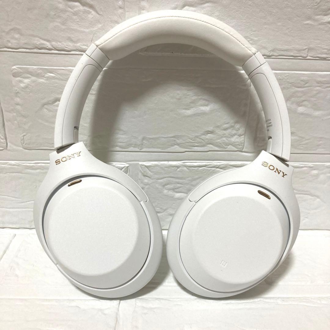 SONYワイヤレスヘッドホン サイレントホワイトWH-1000XM4 WM