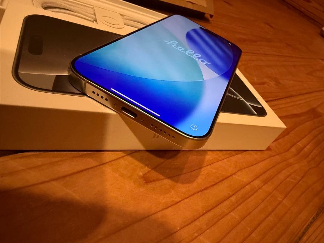 【超美品】iPhone 16 Pro Max 1TB ホワイト