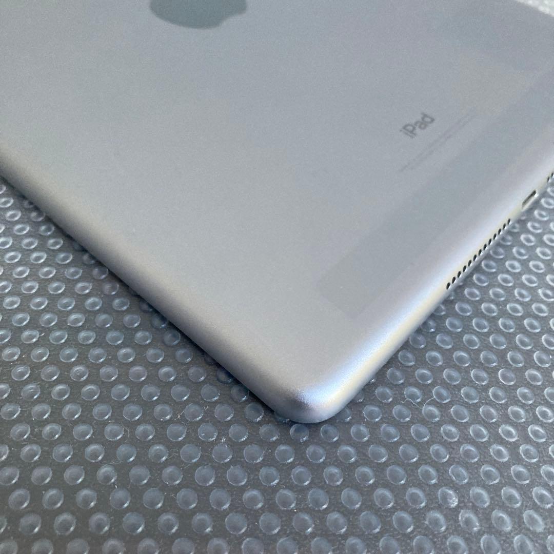 555【早い者勝ち】電池ほぼ新品☆iPad6第6世代 32GB WIFIモデル☆