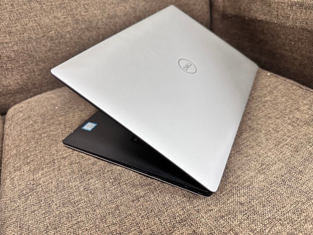 DELL 5530 touch screen 4K オフィス　i7-16GB