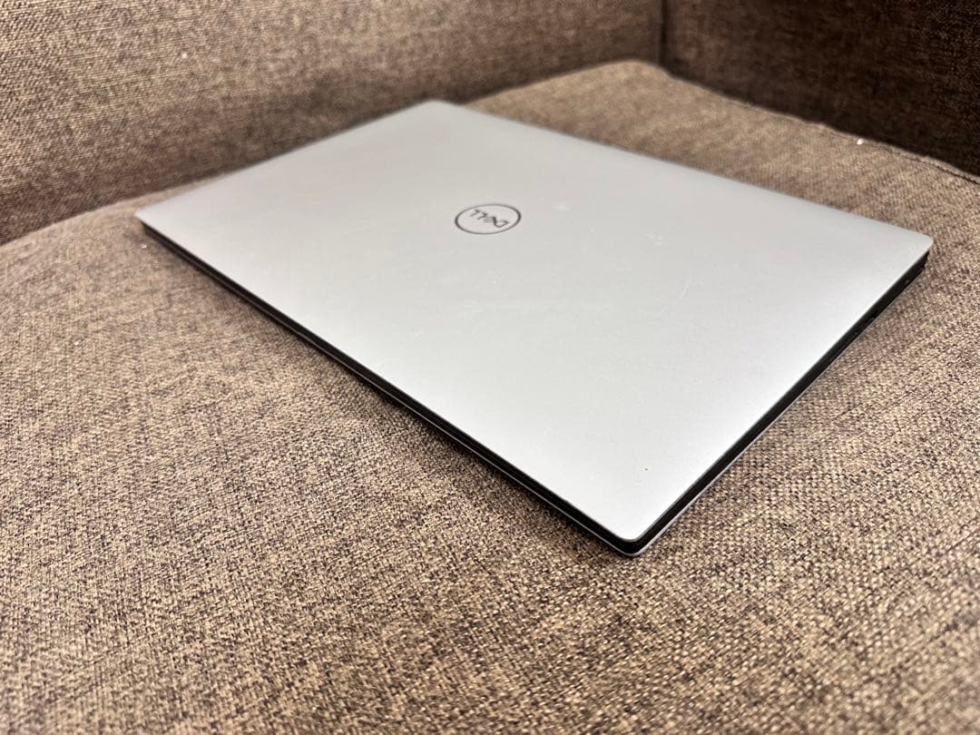 DELL 5530 touch screen 4K オフィス　i7-16GB