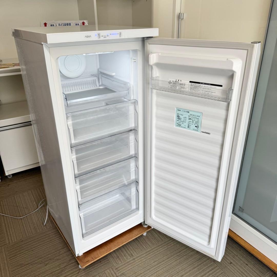 アクア 2021年製 134L冷蔵・冷凍・チルド切り替え 高級ガラス