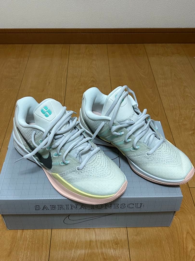 サブリナ3 silencer Nikeバスケットボールシューズ　23.5