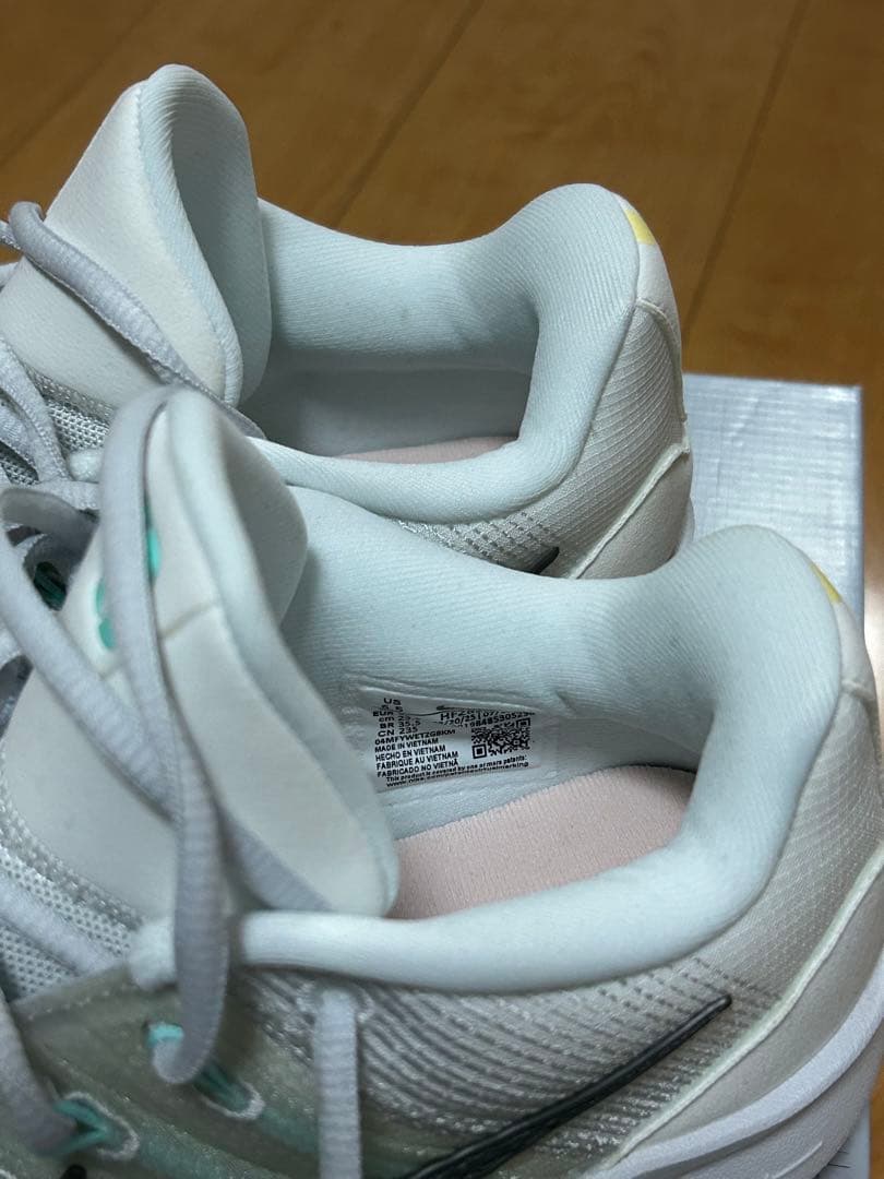 サブリナ3 silencer Nikeバスケットボールシューズ　23.5