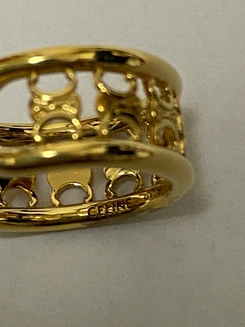 【片耳】セリーヌ　トリオンフ　マルチフープピアス