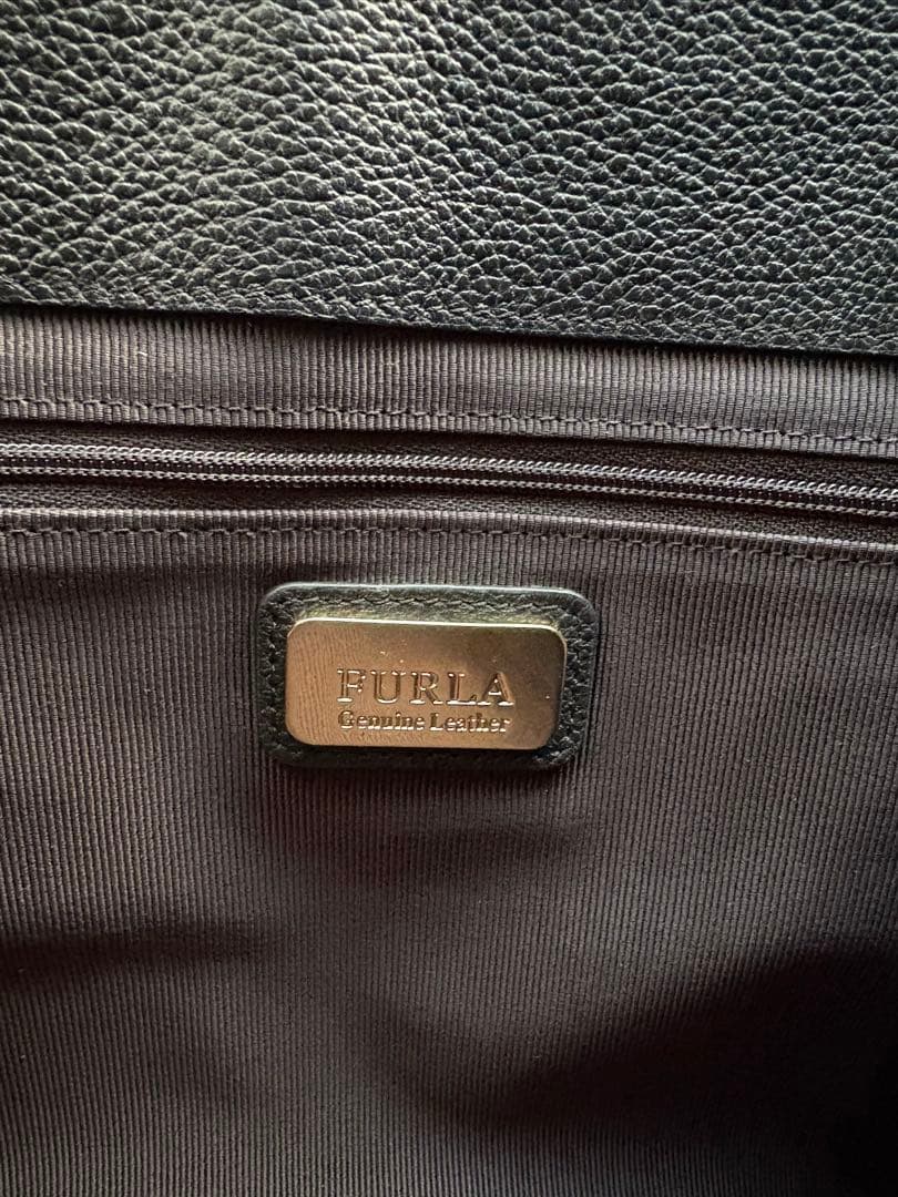 ［美品］FURLA PIN トートバッグ Lサイズ 保存袋付き