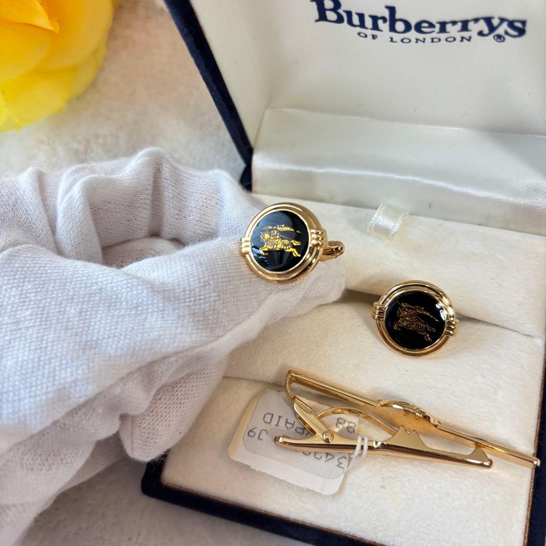 新品未使用✨　Burberry バーバリー　ネクタイピン　カフスセット　金金具