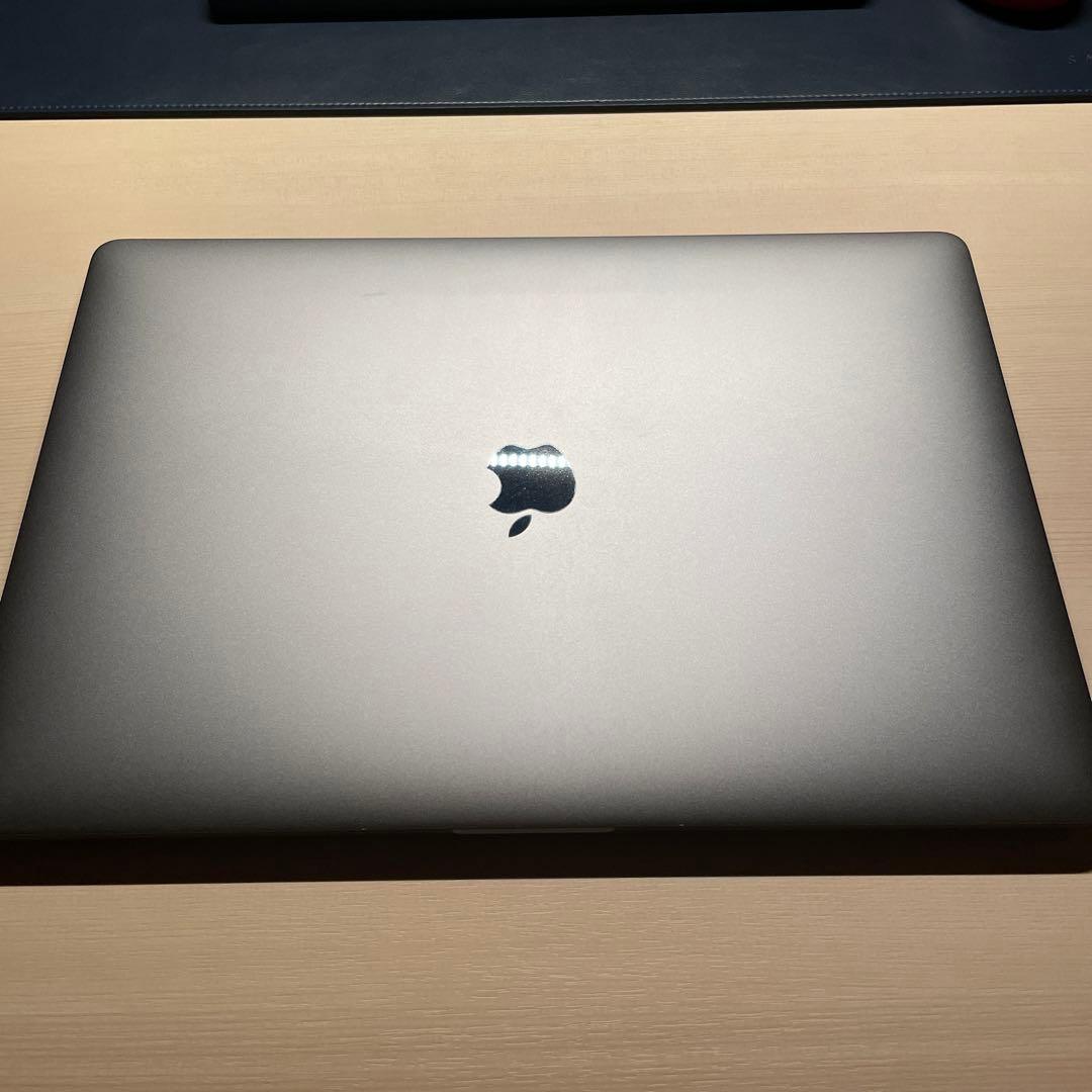MacBook Pro Mid 2017 15インチ Touch Bar 512