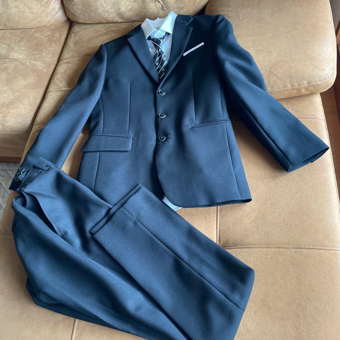 ビームスコラボ　フォーマルスーツ　卒業式