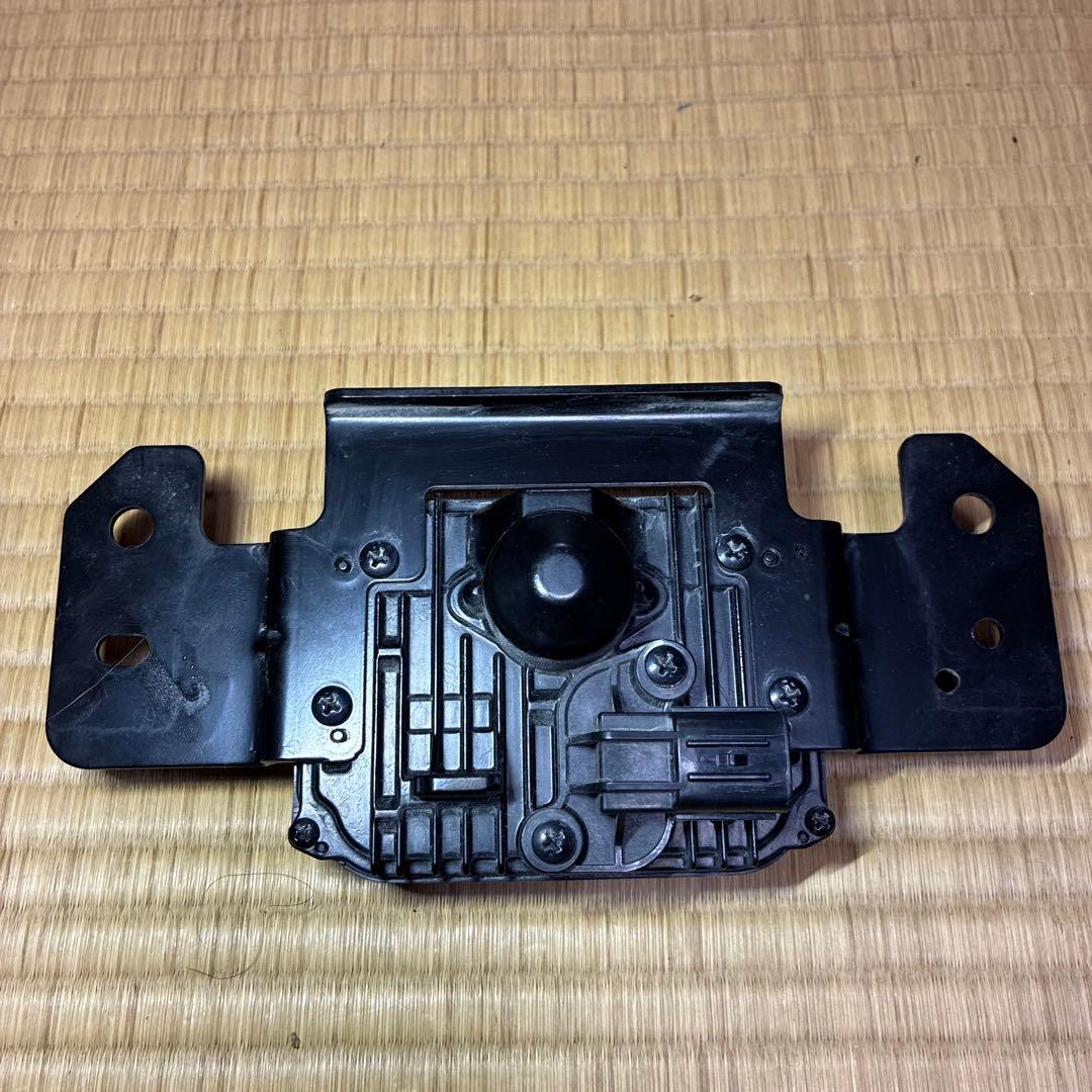 HINO DUTRO ミリ波レーダー　中古 88210-37012