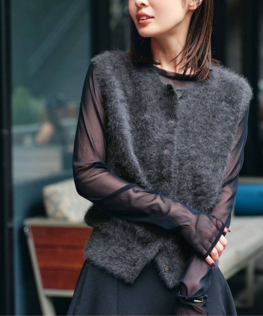 NOBLE　FOX/Caファーニットフロントボタンベスト