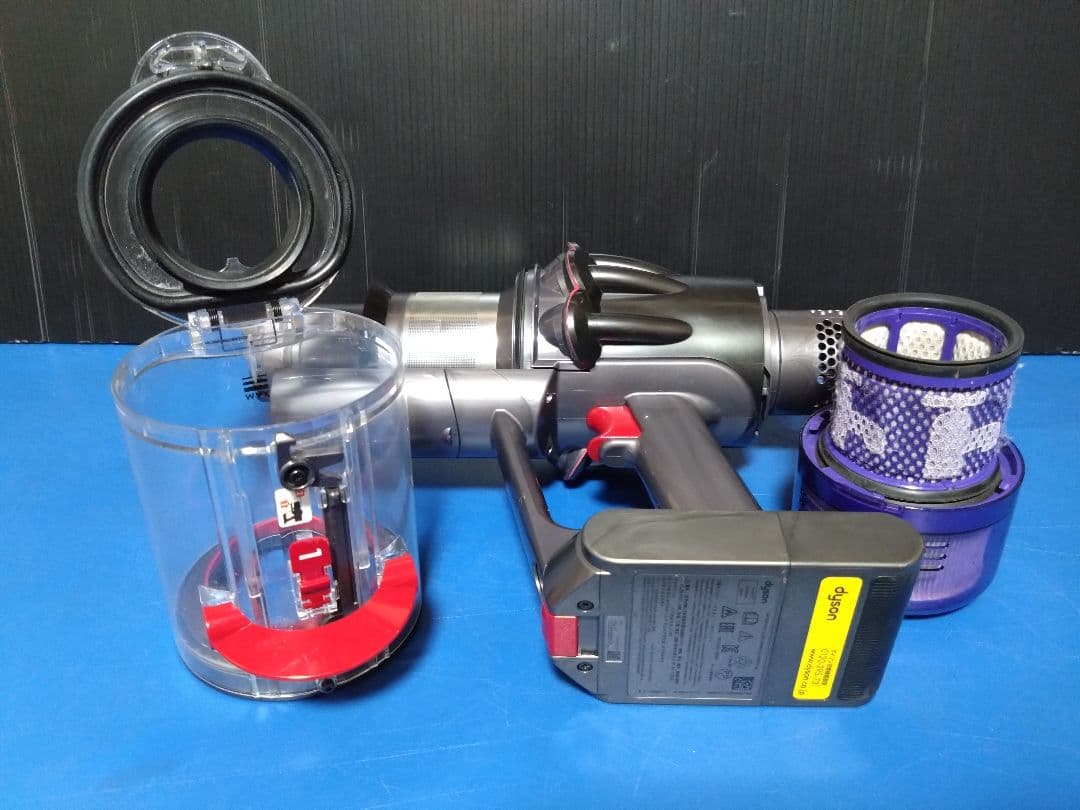 人気機種！状態良好！dyson‼️デジタルスリムフィラフィ SV18②