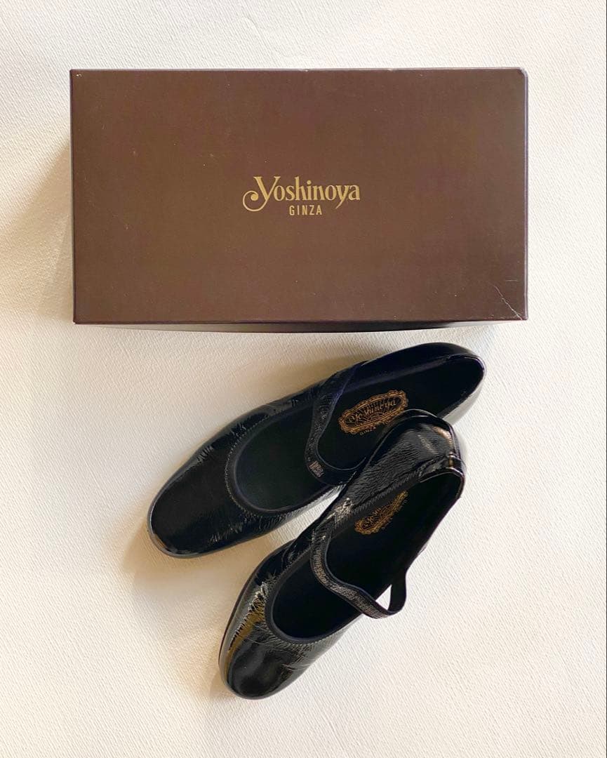 【新品未使用】銀座Yoshinoya 黒 パンプス 日本製