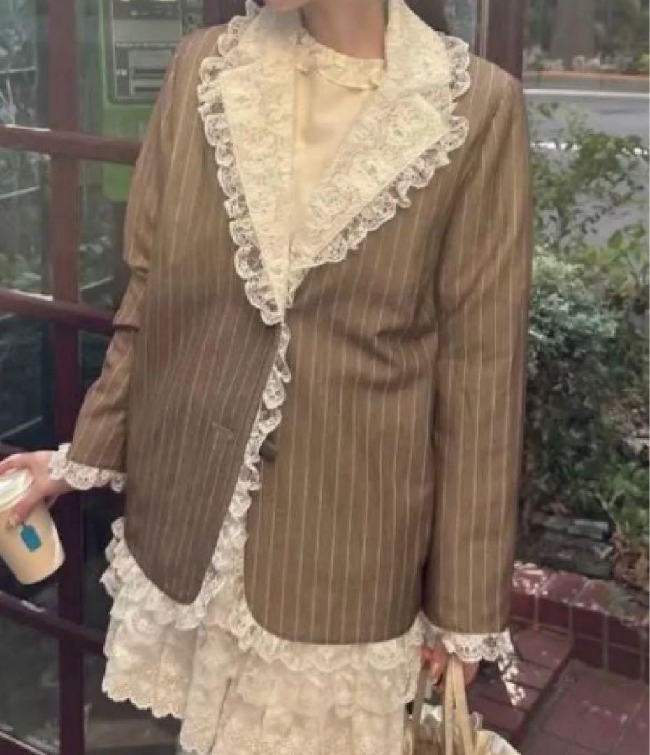 treat ürself Retro lace jacket