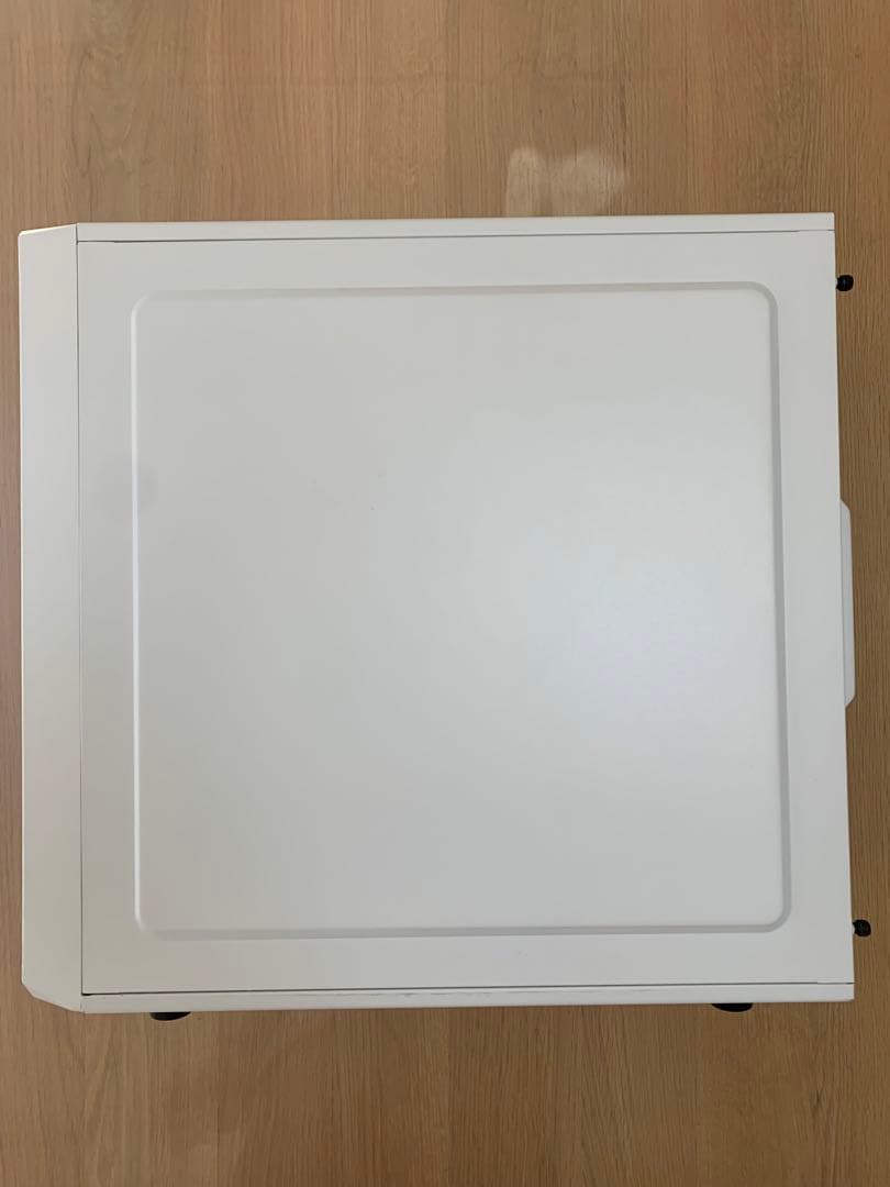 インテル　Core i5 12600K搭載自作PC ホワイト