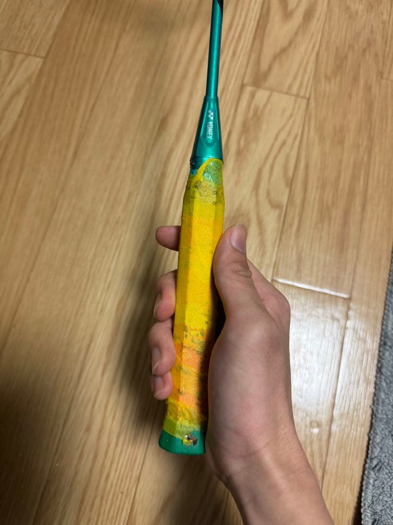 YONEX1アストロクス88d4u5バドミントンラケット 2本セット（即購入可）