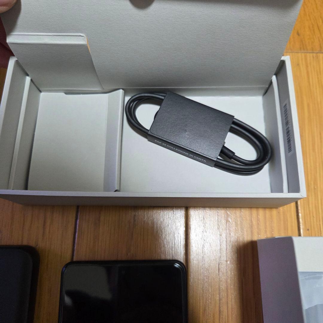 ASUS Zenfone 11 Ultra 本体 ケース付き