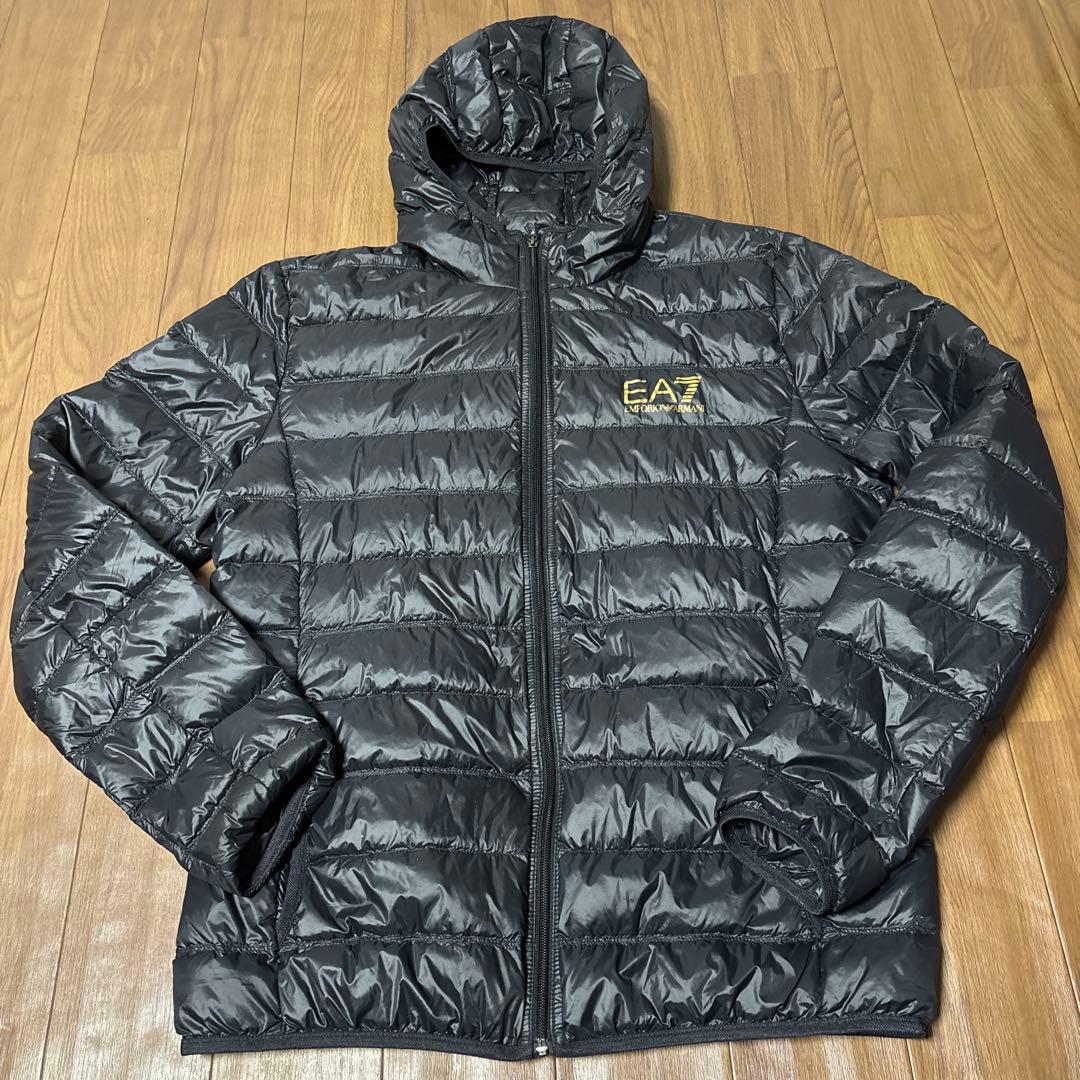 EA7 フード付き ブラックダウンジャケット