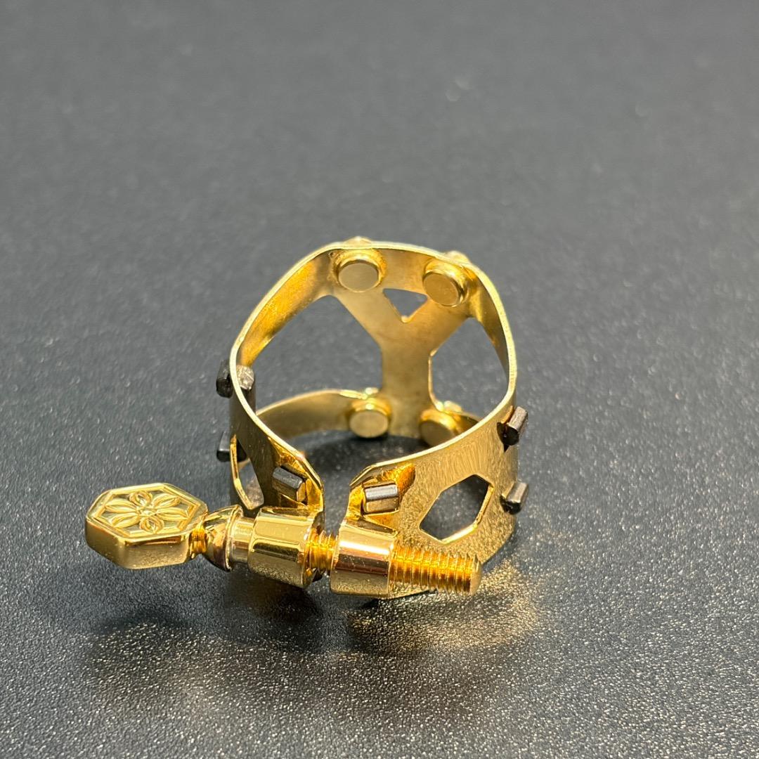 Yany SIXS リガチャー ソプラノサックス