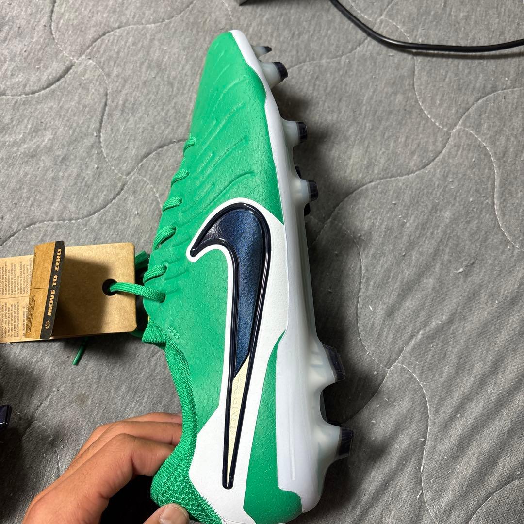 《新品未使用》ナイキティエンポレジェンド10エリートfgプロ28.５c m