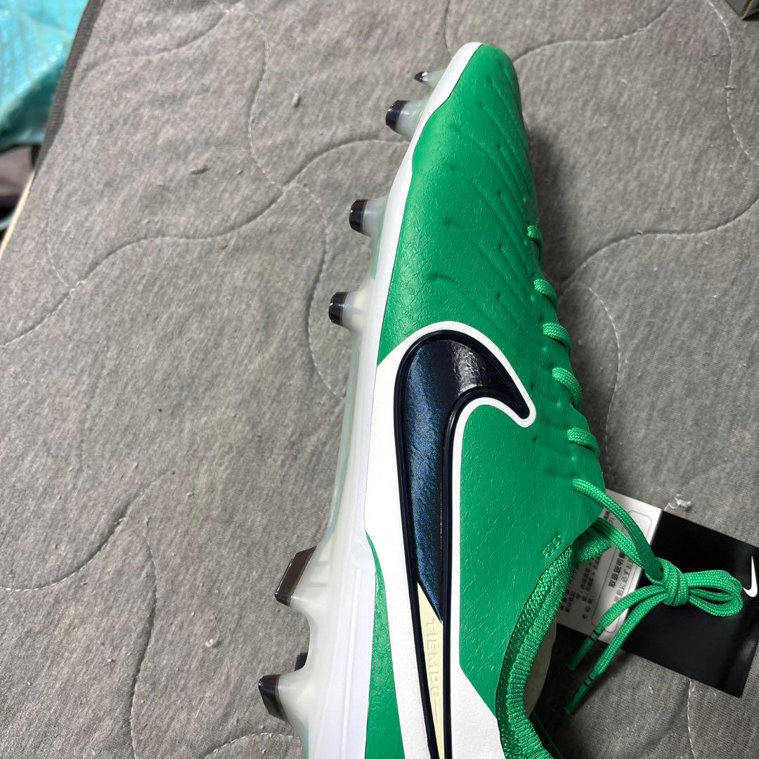 《新品未使用》ナイキティエンポレジェンド10エリートfgプロ28.５c m