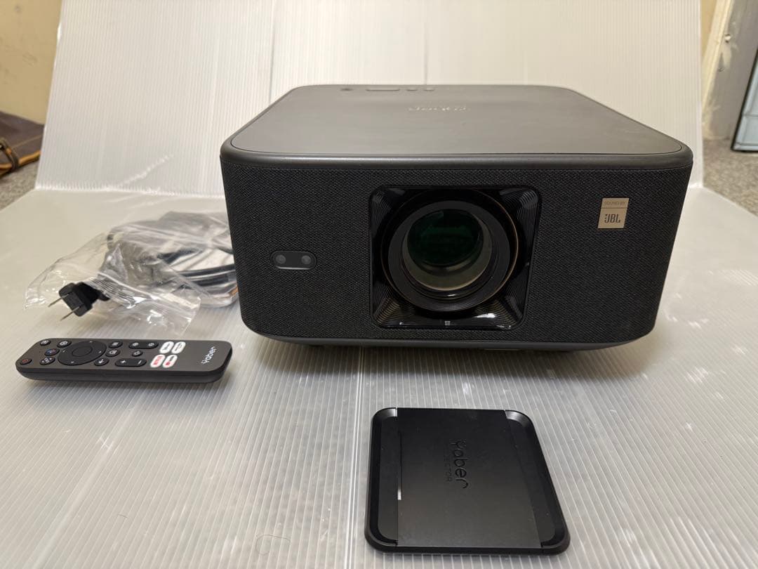 yaber(ヤバー) K3 JBLスピーカー プロジェクター本体