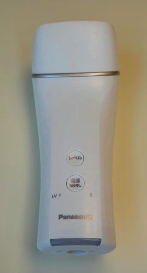 【値引き】Panasonic ES-WH77 光エステ美顔器