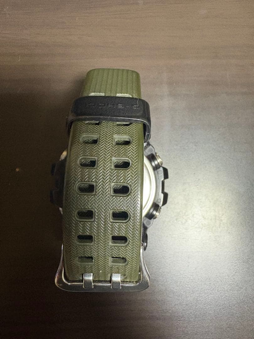 CASIO G-SHOCK デジタル腕時計 ブラック/グリーン