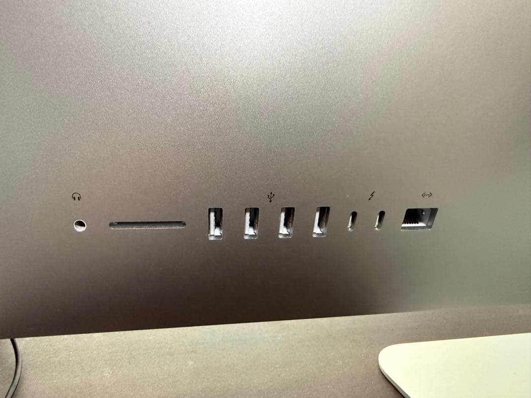 Apple iMac 大画面ディスプレイジャンク扱い