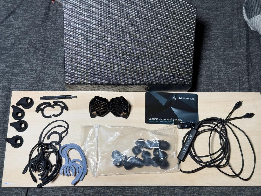 激レア Audeze LCD i4