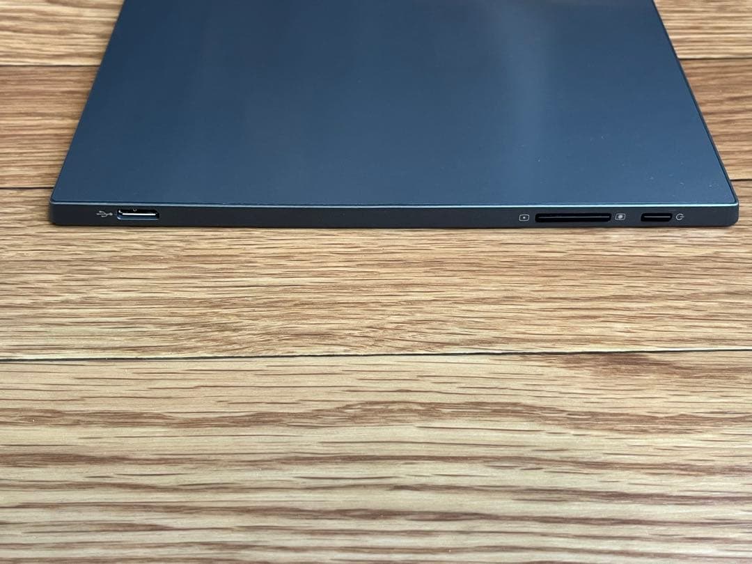 ASUS MB168B モバイルモニター 15.6インチ 専用ケース付き ②