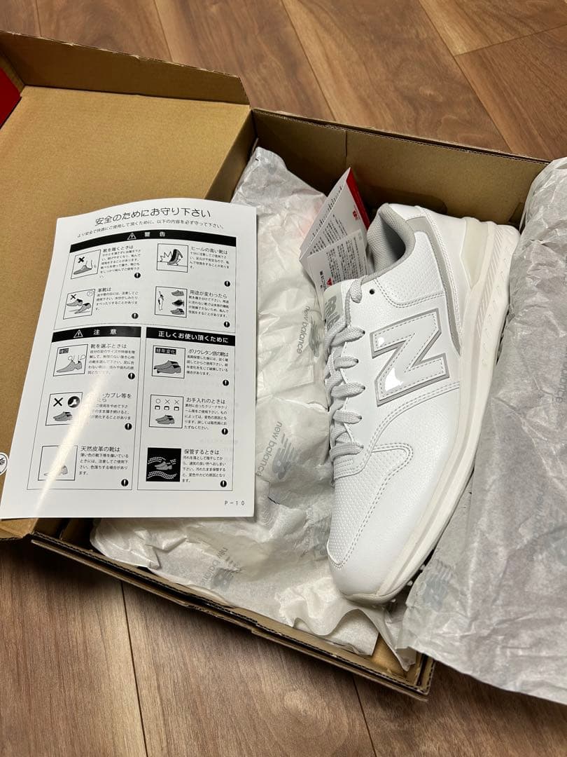 【限定値下げ】【新品】ゴルフシューズ　ニューバランス 996 ホワイト