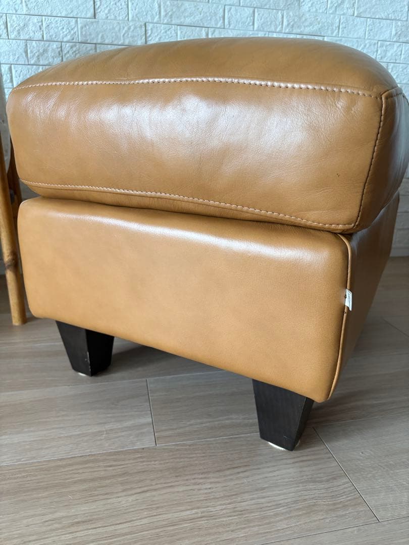 IDEE 牛革オットマン　キャメル色