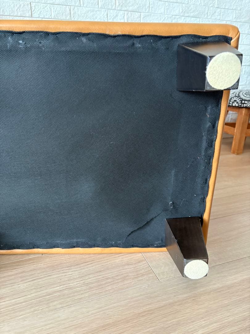 IDEE 牛革オットマン　キャメル色