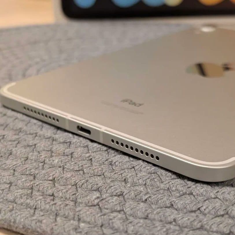 iPad mini 6 Cellular 64GB スターライト