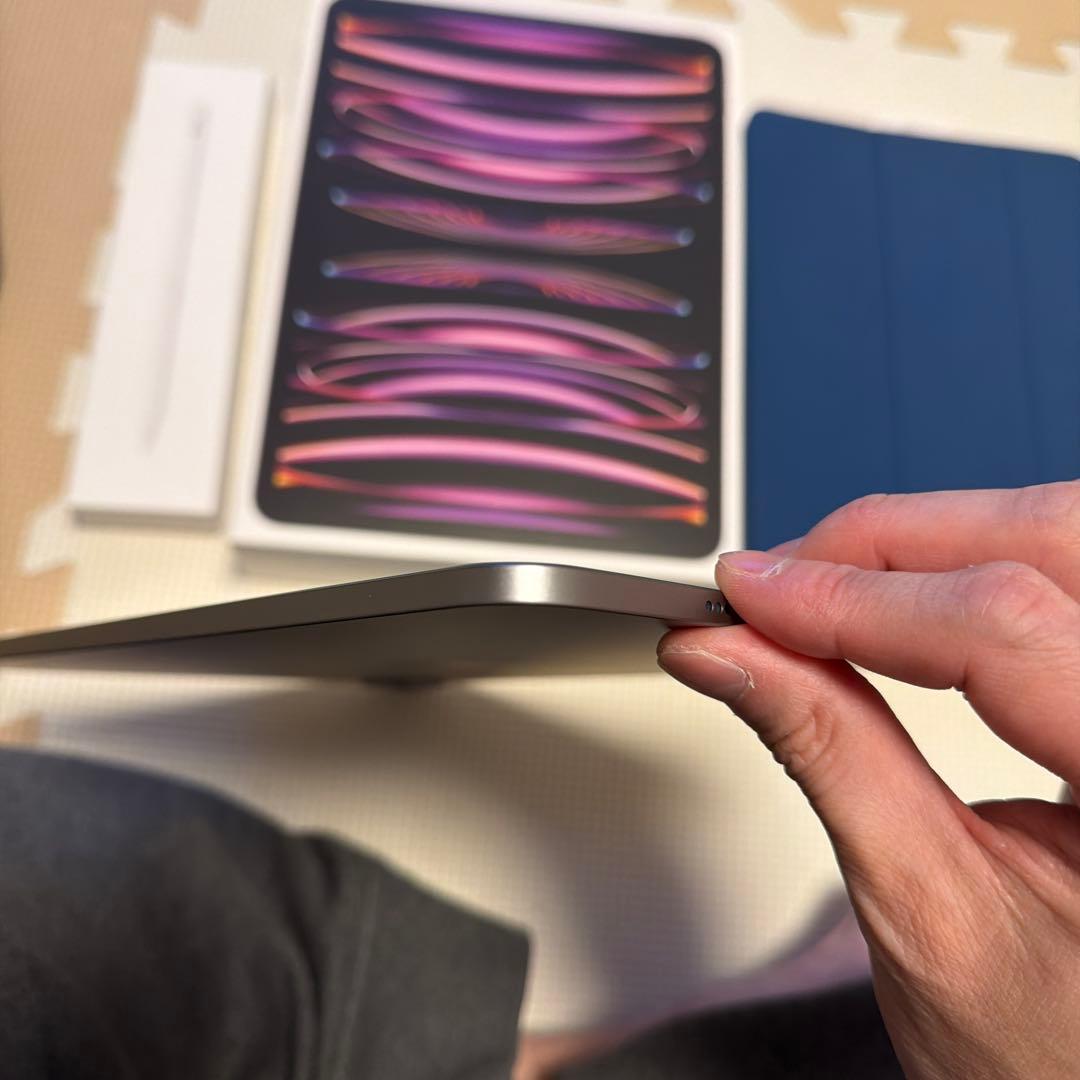 iPadpro11インチ第4世代Apple Pencil+smar folio