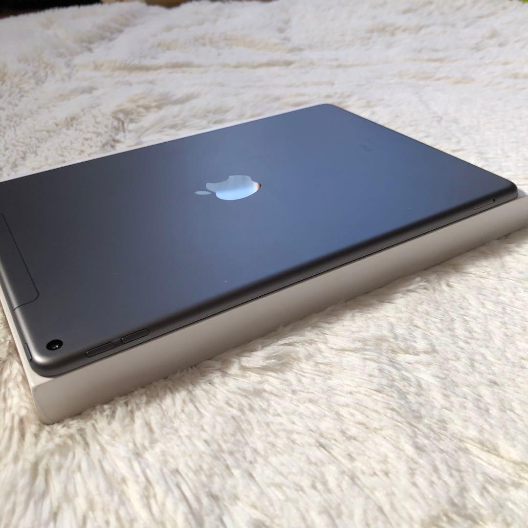 【限定価格】iPad Air3 256GB SIMフリー 【すぐ発送】【付属品】