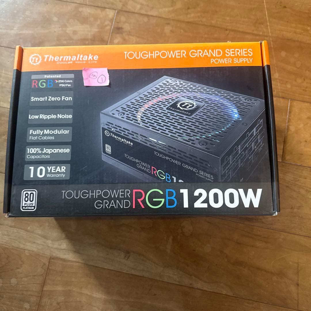 Thermaltake 1200w 2個在庫あり まとめ買い値引き致します。