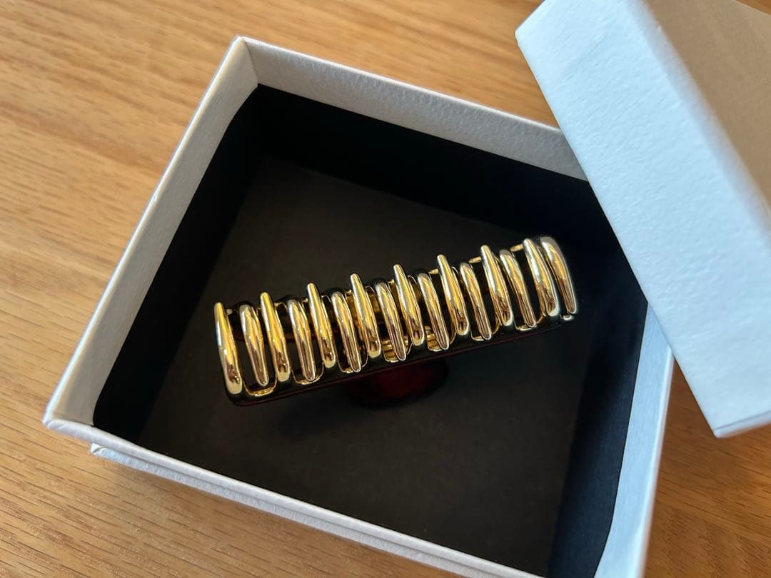 ちるちるさま専用ACCAアッカ　秋色ブラウン　Mサイズヘアクリップ　塗装ハゲ