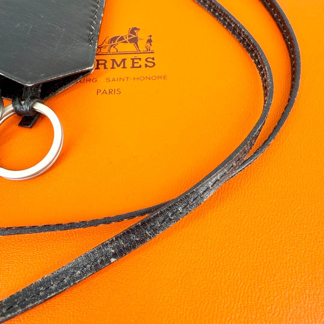 エルメス レザー クロシェット ネックストラップ ブラック 黒 キーリング