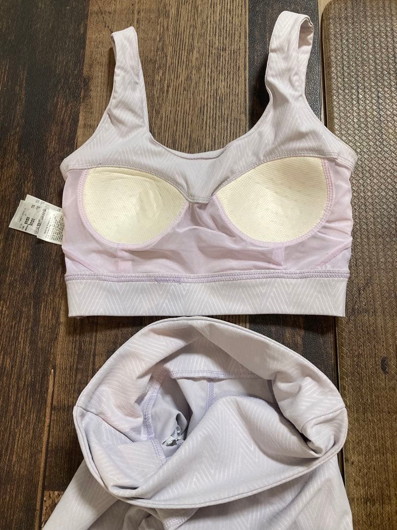 極美　emmi yoga エミヨガ　ヨガウェア　シンプル　速乾機能　S