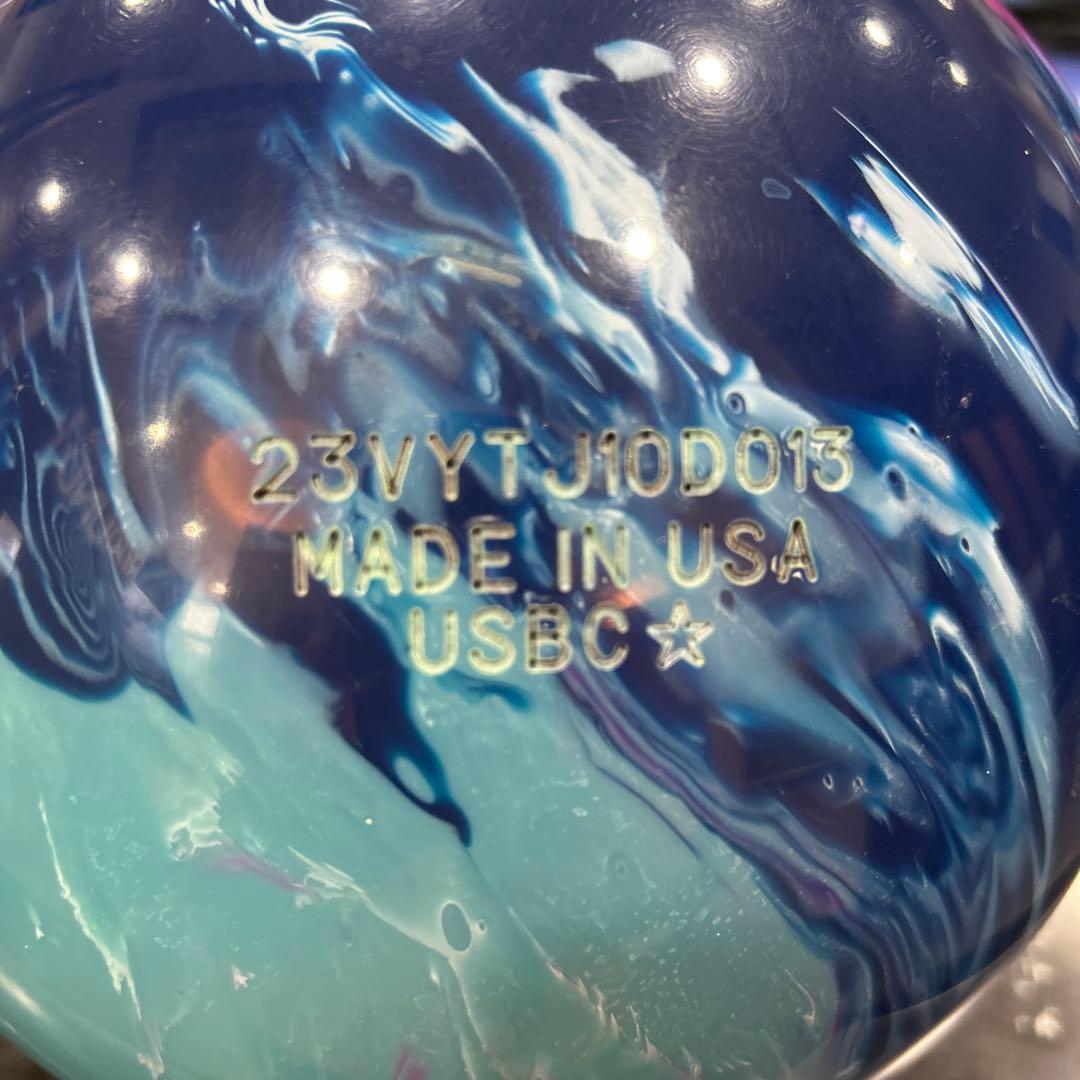 ボウリングボール STORM PHYSX 15ポンド