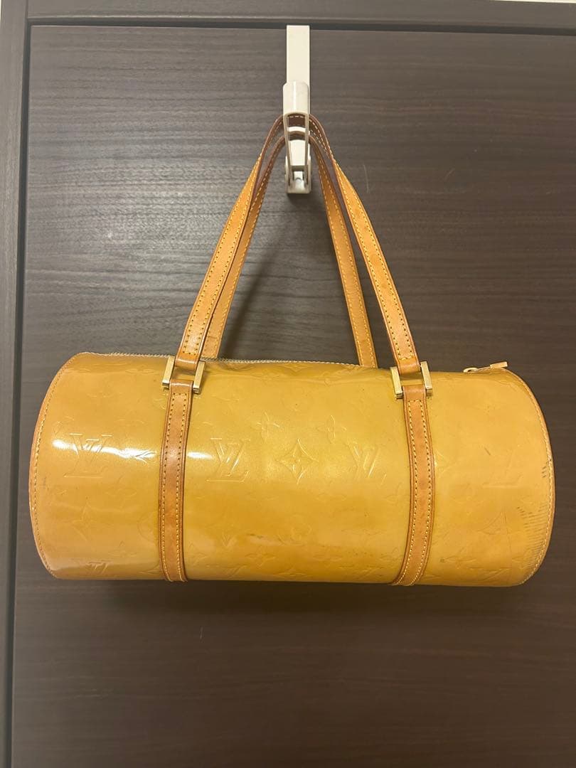Louis Vuitton モノグラム　ヴェルニ　ベッドフォード　イエロー