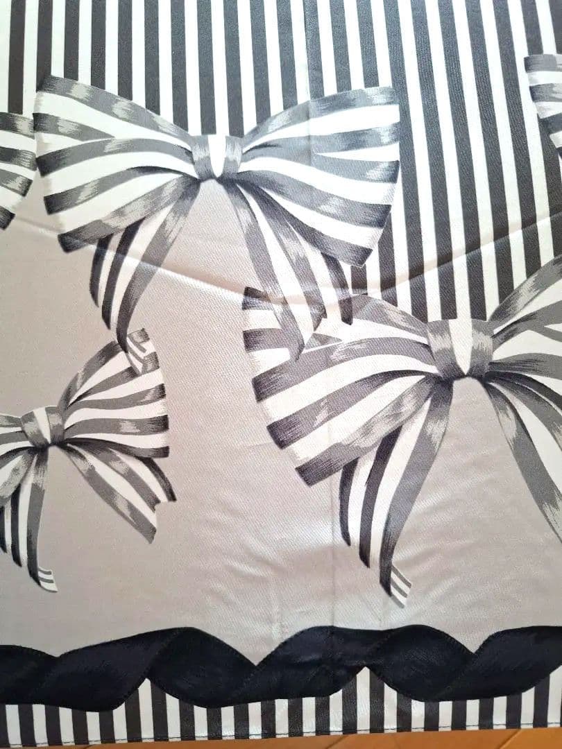 Christian Dior 折りたたみ傘 ストライプリボン新品未使用品